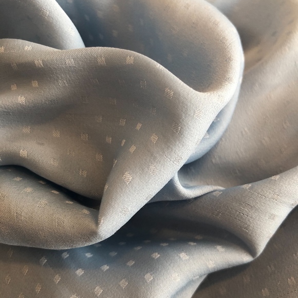 H&M Blue Top - Picture 3 of 3